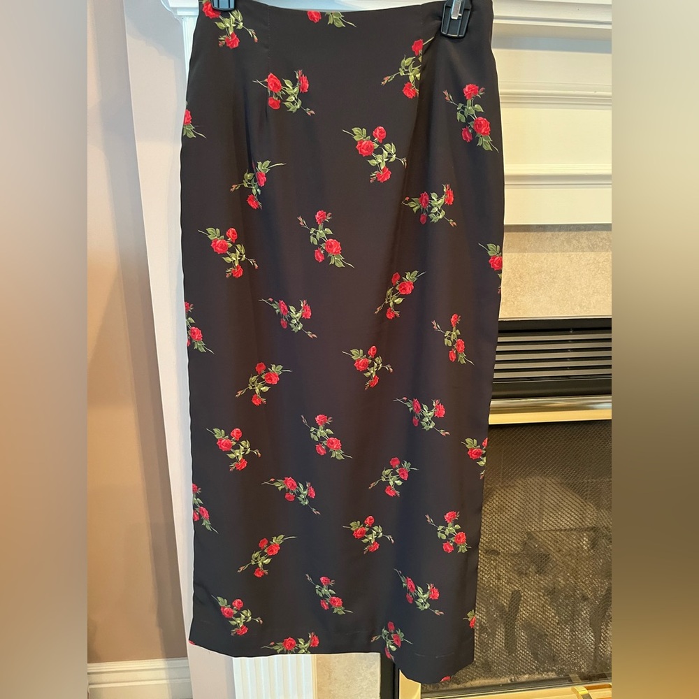 Midi roses printed skirt